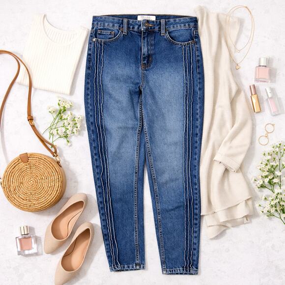 BDG Blue Mom Jeans High Waist Straight Leg Denim Size 25 - Picture 2 of 13